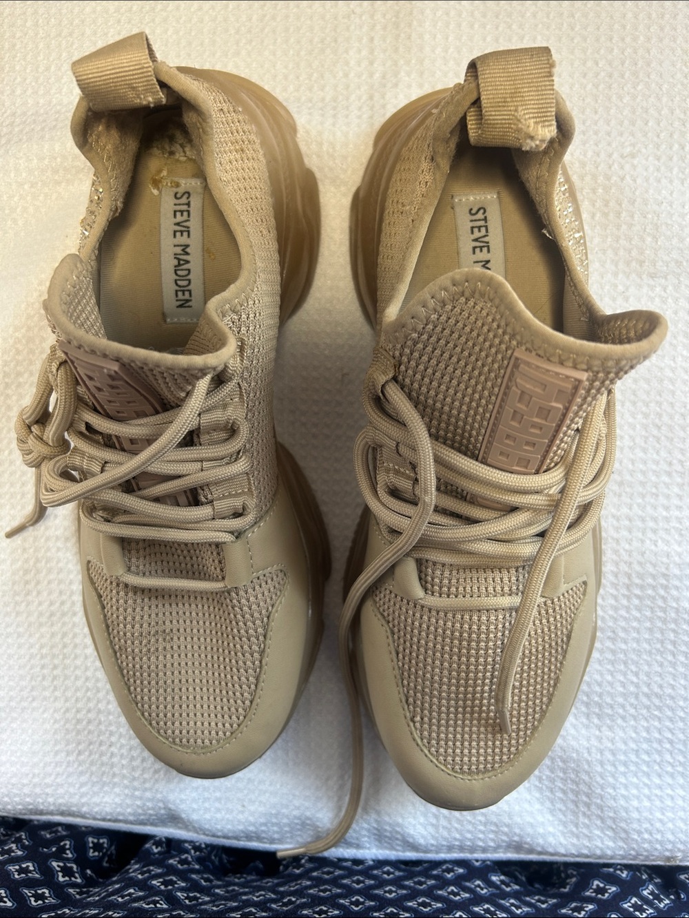 Steve Madden Beige Knit Platform Sneaker